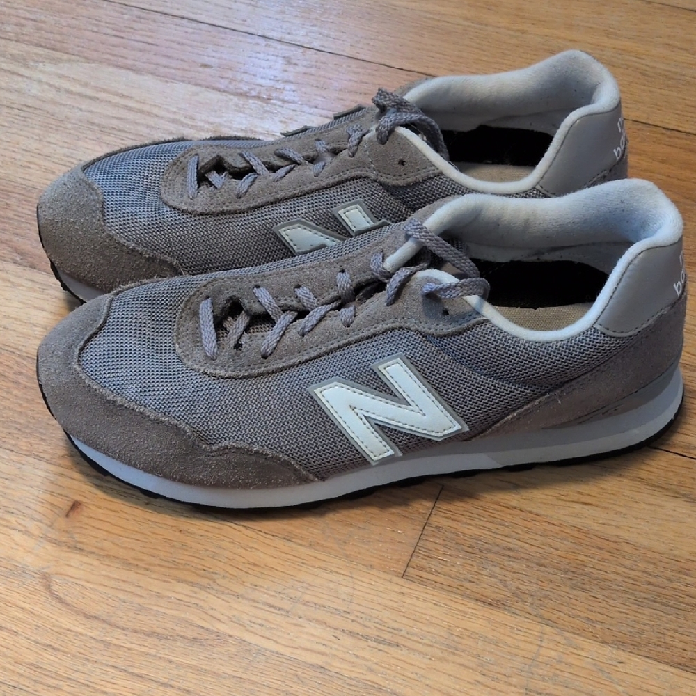 New Balance Men's Charcoal and Light Gray Sneakers